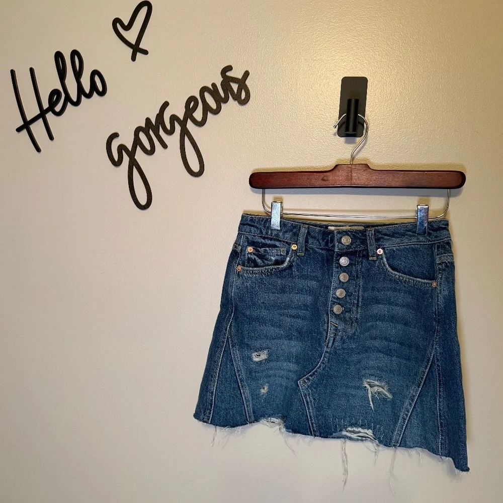 LIKE NEW Free People We the Free Harvey Distressed Button Fly Mini Skirt sz26
